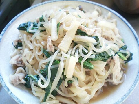 糸こんと豚肉でシンプルな煮物